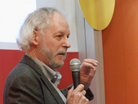 Vortrag im StuKi 76: BERND LINDNER: ZWISCHEN MOMENT UND ERINNERUNG.