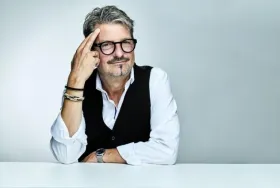 "Ich steh‘ auf Klavier“ – Das neue Konzert zum 40-jährigen Bühnenjubiläum von Felix Reuter