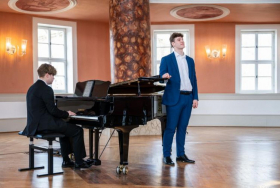 Noten mit Dip: Max Bruchs Lieder - jugendlich entdeckt